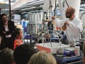 Solinger Grundschüler zu Besuch bei Donaldson Filtration in Haan